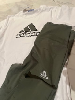 Conjunto Adidas Camiseta y Mallas Talla L