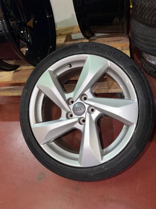 Llantas Originales Audi 18 Pulgadas con neumáticos
