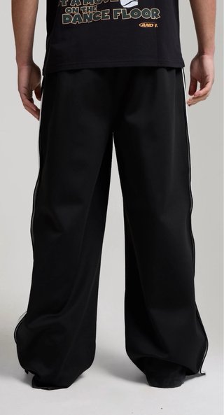 Pantalones exclusivos AND1 retro con Botones