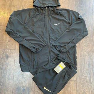 Chándal Nike Miller