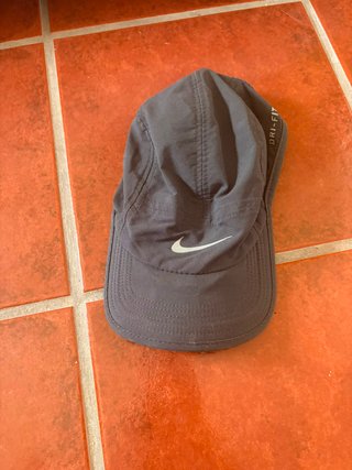 Gorra Nike Dri-Fit Gris