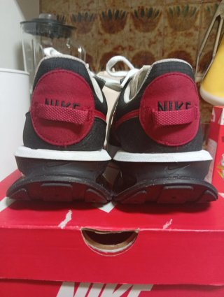 Nike Air Max Pre-Day Bred Talla 44