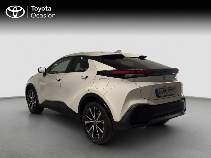 Toyota C-HR 2025, foto 2