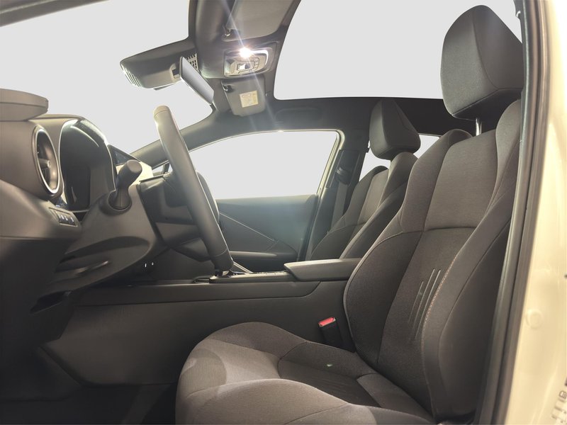 Toyota C-HR 2025, foto 12