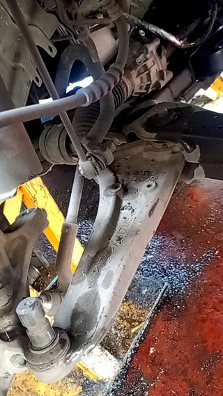 BRAZO SUSPENSION DELANTERO DERECHO Ford Mondeo Berlina (CNG)(2014->)