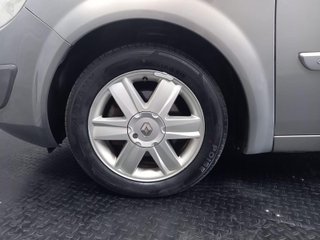 RENAULT SCÉNIC 1.5 DCI