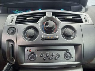 RENAULT SCÉNIC 1.5 DCI