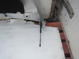 BISAGRA CAPO IZQUIERDA RENAULT TRAFIC III FURGÓN 1696585