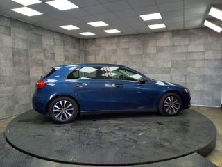 MERCEDES CLASE A 180 D BUSINESS SOLUTION ESSENTIAL