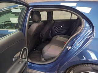 MERCEDES CLASE A 180 D BUSINESS SOLUTION ESSENTIAL