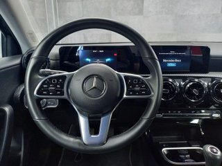 MERCEDES CLASE A 180 D BUSINESS SOLUTION ESSENTIAL