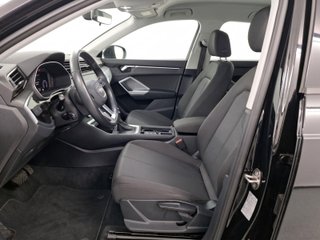 AUDI Q3 35 TDi Business Edition S tronic
