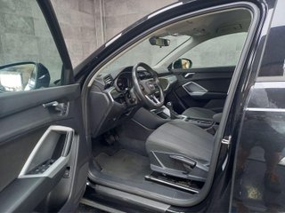 AUDI Q3 35 TDi Business Edition S tronic