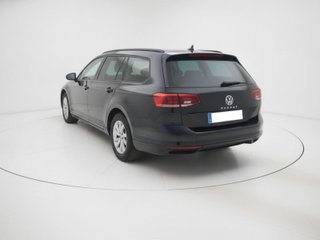 VOLKSWAGEN PASSAT Variant Business 2.0 TDI 110kW