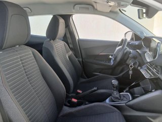 PEUGEOT 2008 Active BlueHDI 81kW (110CV)
