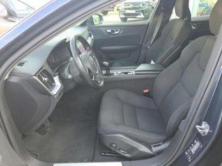 VOLVO V60 2.0 D3 MOMENTUM PRO