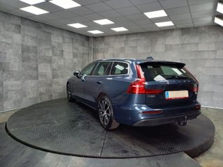 VOLVO V60 2.0 D3 MOMENTUM PRO