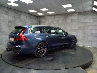 VOLVO V60 2.0 D3 MOMENTUM PRO