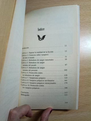 Los Vampiros del Crepúsculo - Konstantinos
