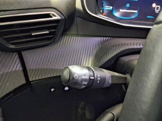 Peugeot 2008 Allure Pack BlueHDI 81kW (110CV)