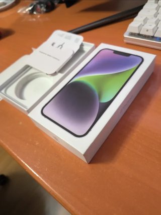 Caja iPhone 14