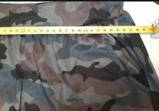 Pantalón estampado camuflaje señora