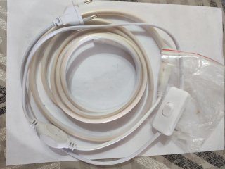 Striscia LED Neon Bianco con Interruttore