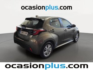 Toyota Yaris 120H Active Tech 85 kW (116 CV)