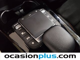 Mercedes-Benz Clase A 180 100 kW (136 CV)