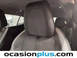 Peugeot 408 Allure Hybrid 145 eDCS6 107 kW (145 CV)