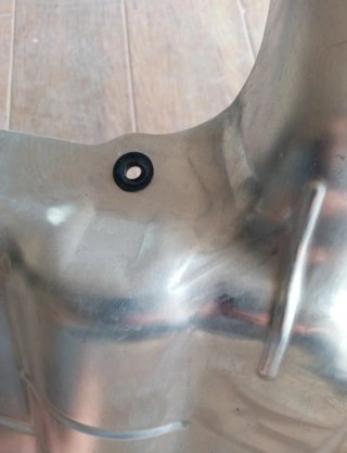 Protector térmico colector escape suzuki GSR600