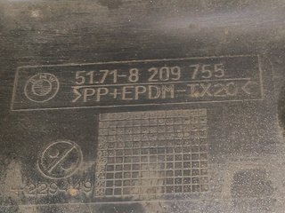 FALDON LATERAL BMW SERIE 3 BERLINA (E46) 51718209