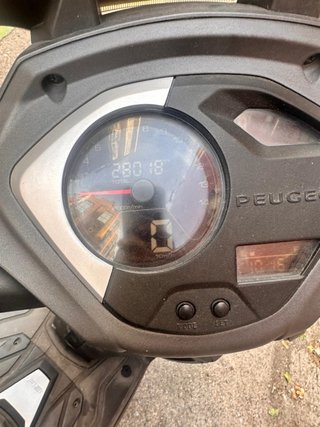 Peugeot Belville 125 Gris