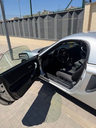 Toyota MR2 2002
