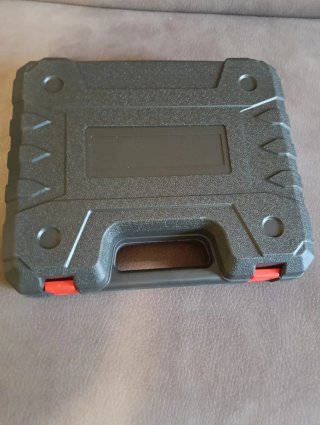 Trapano avvitatore con accessori