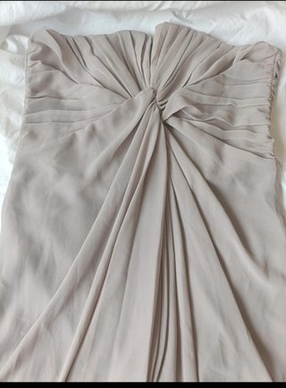 Vestido de fiesta gris drapeado