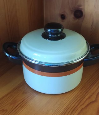Cazuela vintage beige y marrón
