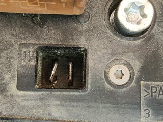 CAJA RELES / FUSIBLES OPEL ASTRA H BERLINA Z19DTH