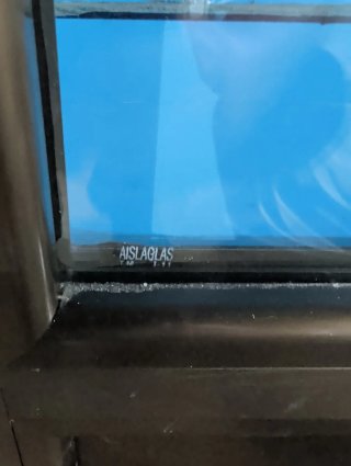 Puerta aluminio bronce