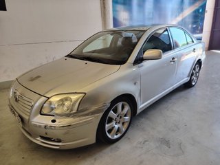 Toyota Avensis 2004