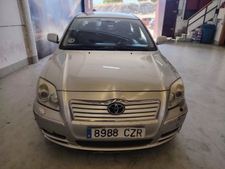 Toyota Avensis 2004