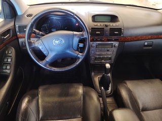 Toyota Avensis 2004