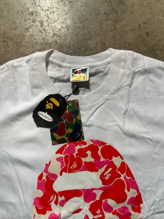 Camiseta BAPE Talla M Roja y Blanca