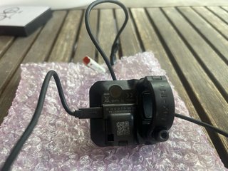 Display BH AtomX y Atom