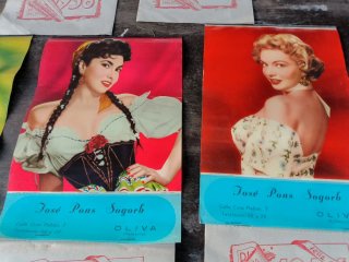 5 carteles  publicidad pin-up oliva Valencia