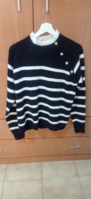 Jersey rayas blanco y negro de talla L