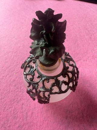 Perfumero Art Deco con detalles