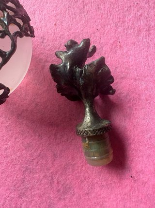 Perfumero Art Deco con detalles