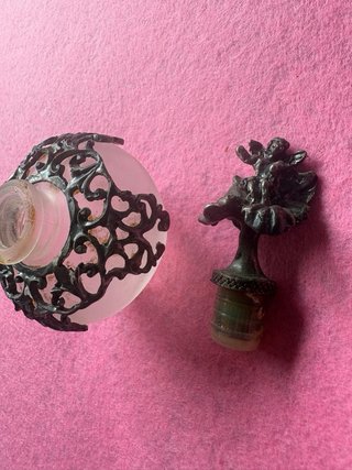 Perfumero Art Deco con detalles