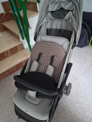 Silla de paseo Kinderkraft gris